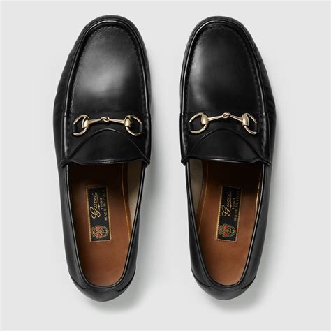 Men's loafer with Horsebit in black leather .